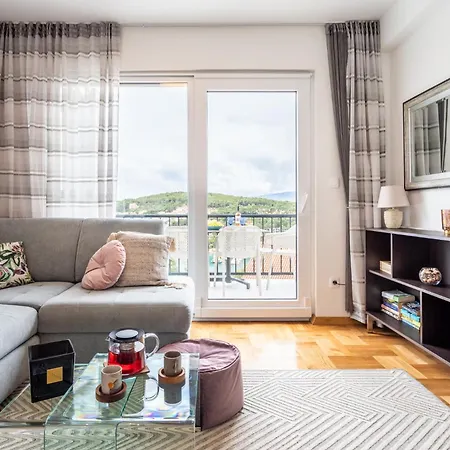 Kalina Deluxe Apartman *