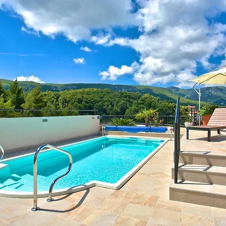 Kalina Deluxe Appartamento *